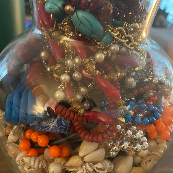 Jewelry Jar 🤍 jewelry jar from goodwilll - Picture 2 of 4